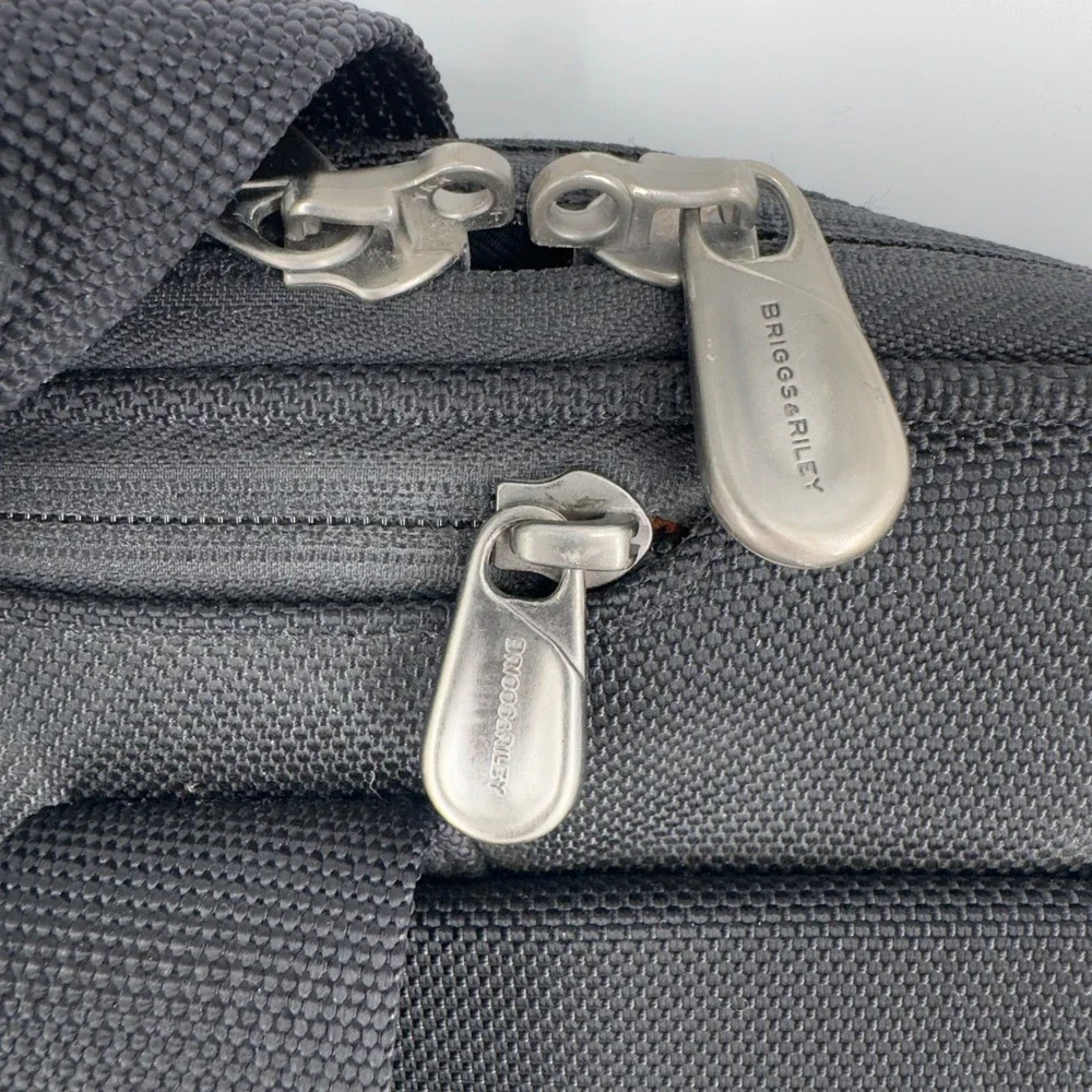 Briggs & Riley Black Ballistic Nylon Laptop Briefcase Messenger Bag EUC